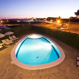 Nuvolet Apartment